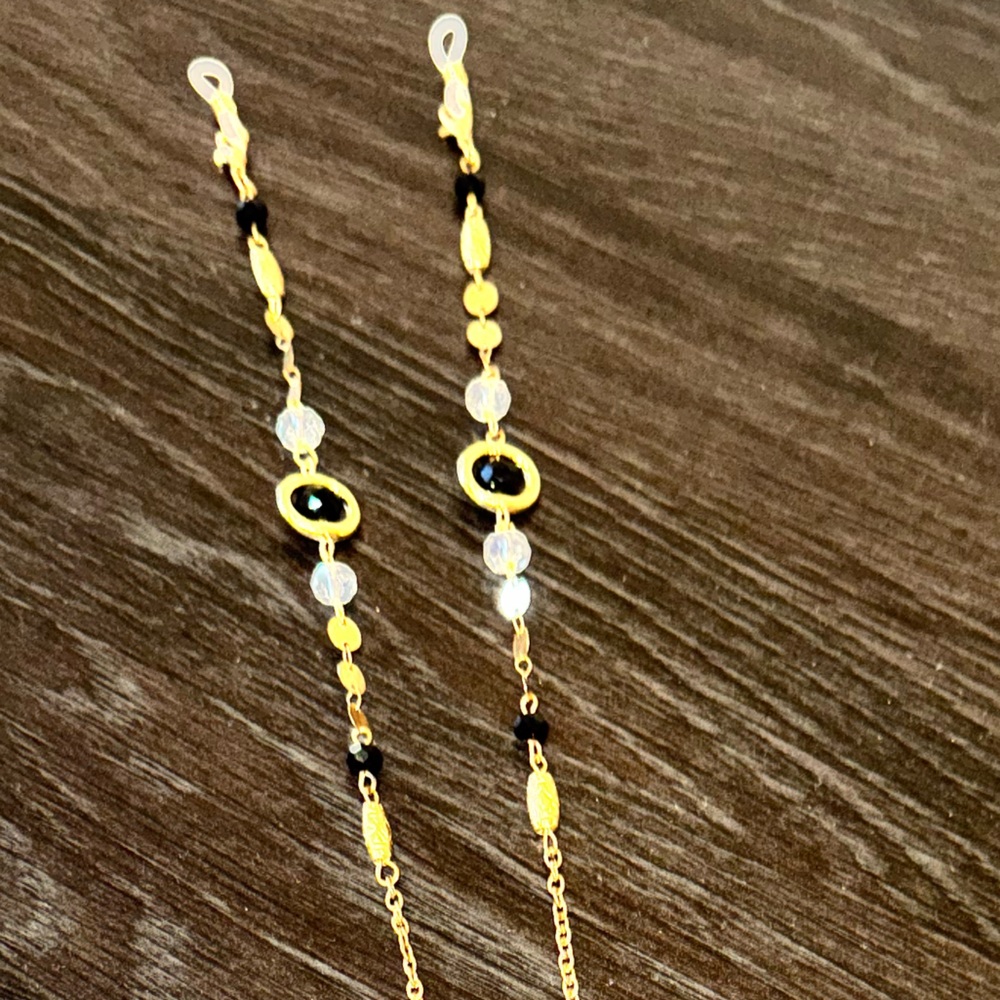 ⭐️ New Sparkly Beaded Eyeglass Chain Gold